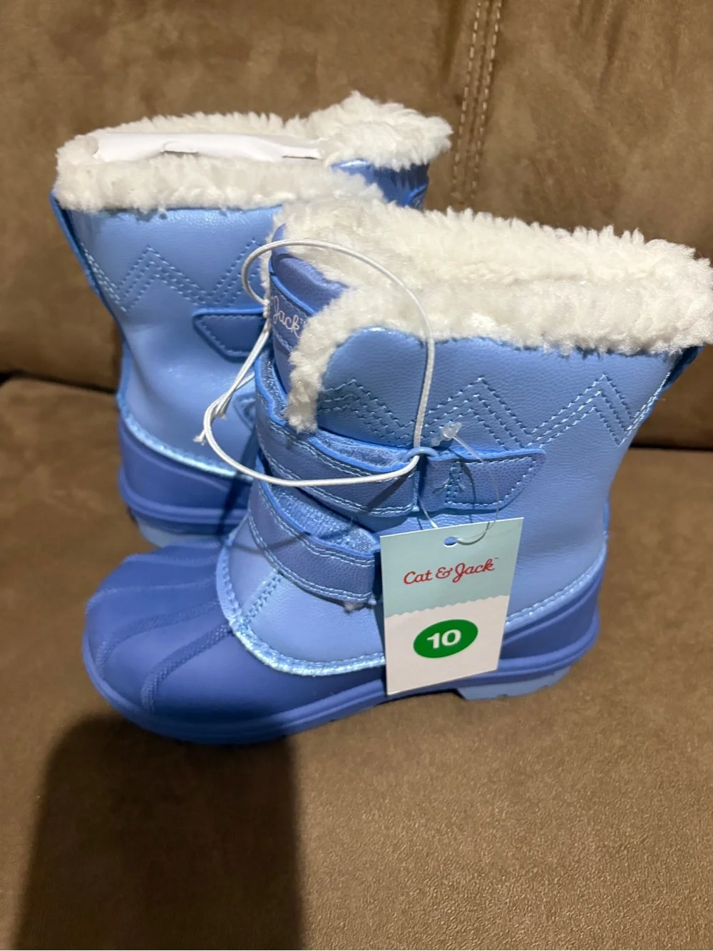 Cat & Jack Light Purple Kids Winter Boots with White Faux Fur Trim